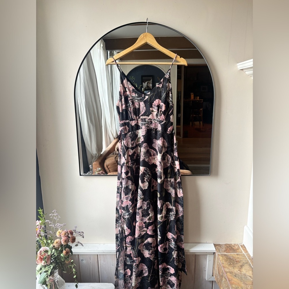 RW & CO | spaghetti strap chiffon style floral maxi dress | size 4